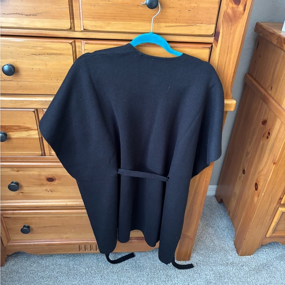 LOFT Black Shrug Sweater Casual Knit - Picture 2 of 2